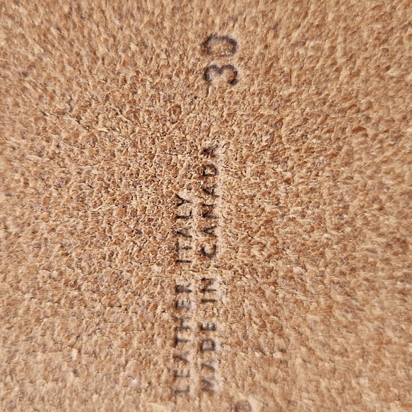 🇨🇦**NWT / Brave Asymmetric Genuine Leather Belt Neutral Color / Made in - Picture 5 of 8